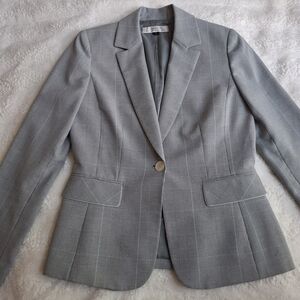Tahari Light Gray Plaid Single-Button Blazer